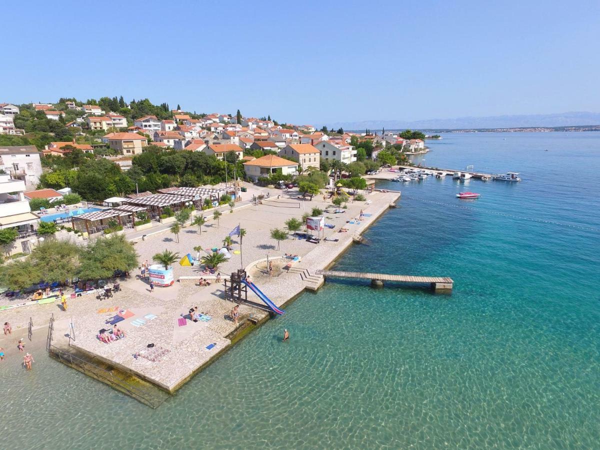 Vila Marijana Preko Dış mekan fotoğraf